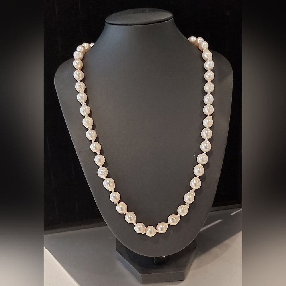18" Baroque Fresh Water Pearls 8mm